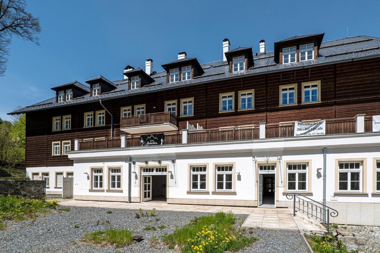 Aparthotel Hubertus Karlova Studánka Extérieur photo