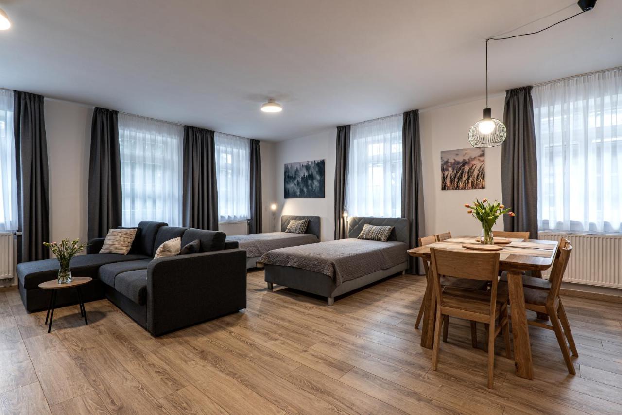Aparthotel Hubertus Karlova Studánka Extérieur photo